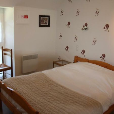 Auberge De Saint Julien Aux Bois Bagian luar foto